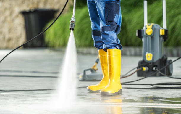 Why Choose Our Certified Pressure Washing Experts for Your Project Needs in Redway, CA?